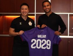 Persik Kediri Kunci Ezra Walian hingga 2029, Persija Gagal Merekrut