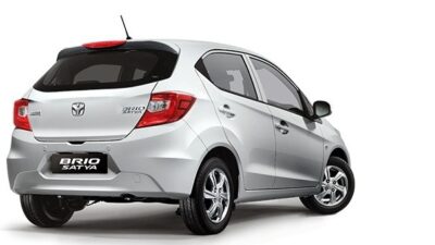 Honda Brio Satya S CVT Meluncur, Harga Rp180 Jutaan.