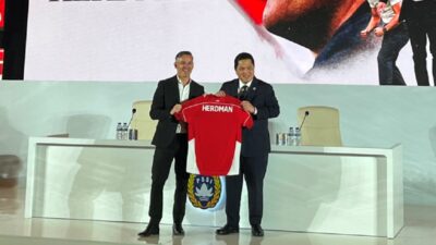 John Herdman Pastikan Pelatih Lokal Masuk Staf Timnas Indonesia