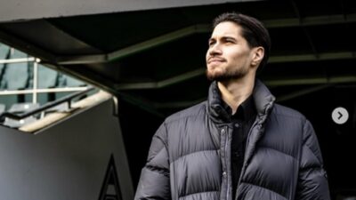 Kevin Diks absen saat Borussia Monchengladbach kalah 0-3 dari VfB Stuttgart.