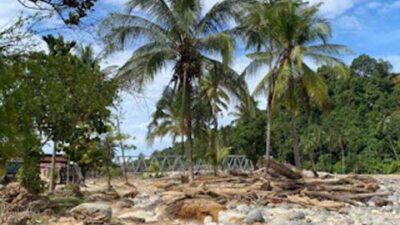 Lebih 40 Hari Pascabanjir Batu Busuk, Warga Bangkit Mandiri Tanpa Kepastian Pemerintah