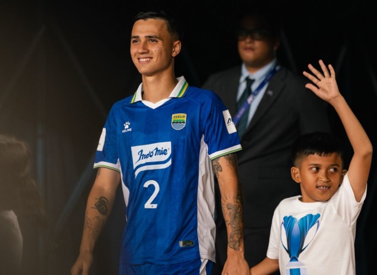 Pemain Persib Bandung, Eliano Reijnders.