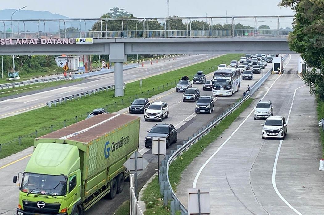 Arus mudik di Tol Cipali.