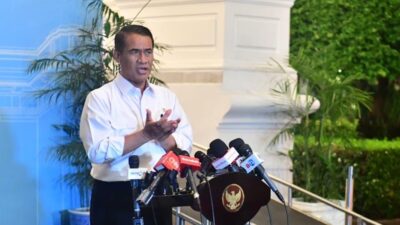 Menteri Pertanian, Andi Amran Sulaiman mempercepat program cetak sawah 101.000 hektare.