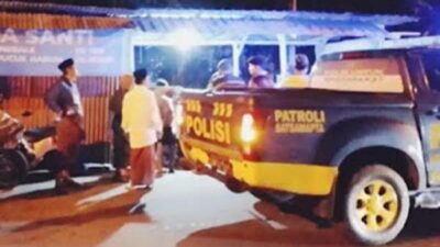 Seorang wanita muda ditemukan pingsan di pinggir jalan