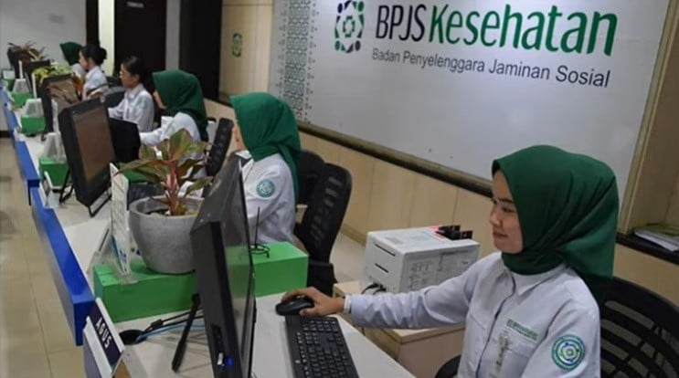 Kemenkes sarankan masyarakat ke faskes terdekat jika BPJS Kesehatan mendadak nonaktif.