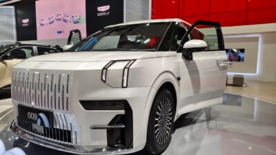 Geely Luncurkan Brand Zeekr di IIMS 2026, Bawa 2 Model Premium.