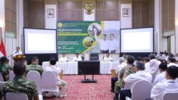 Menteri Pertanian Andi Amran Sulaiman meminta seluruh jajaran, termasuk TNI, mempercepat penyelesaian kontrak.