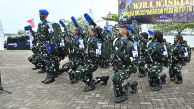 Sarat Makna dan Penuh Khidmat, 15 Siswa Sejurba Pom TNI AU Angkatan Ke-43 Resmi Sandang Baret Biru