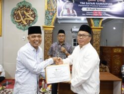 Safari Ramadan di Pariaman, Sekda Sumbar Apresiasi Peran Aktif Pengurus Masjid Nurul Islam Dalam Pembinaan Rumah Tahfidz