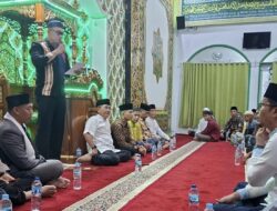 Safari Ramadan Sumbar Sentuh Luka Pascabencana di Masjid Raya Ismael Kampuang Dalam