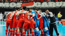 Timnas Indonesia menang dengan Vietnam 3-2. Di semifinal Garuda Muda ditantang Jepang.