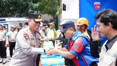 Wakapolri Pantau Arus Mudik dari Udara, Tinjau Pos Terpadu KM 57A Karawang