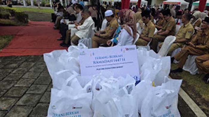 Terang berkah Ramadan 2026 PLN UID Sumbar.