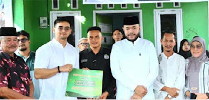 Yayasan Sosial Lebah Muda Indonesia Salurkan 400 Paket Sembako untuk Keluarga Miskin di Padang.