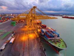 Pelindo Pastikan Operasional Pelabuhan 24 Jam Selama Angkutan Lebaran 2026