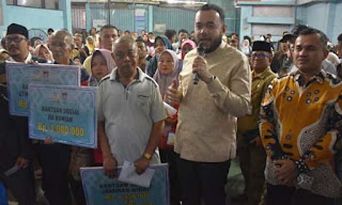Jelang Lebaran, Warga Terdampak Bencana di Kota Padang Terima Bantuan Jaminan Hidup dan Stimulan Ekonomi.