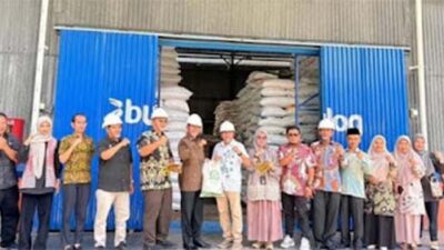 Bulog Bukittinggi Cek Kualitas Bantuan Pangan di Pasaman