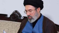 Mojtaba Khamenei disebut menjadi calon terkuat Pemimpin Tertinggi Iran yang baru.