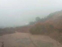 Hujan Deras Picu Longsor di KM 72+800 Malalak