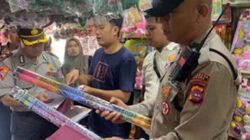 Polresta Padang Razia Petasan di Pasar Raya, Jaga Ketertiban Selama Ramadan