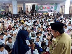 Ratusan Anak Yatim dan Dhuafa Bergembira dalam Program “Babayo” Sambut Idul Fitri di Padang
