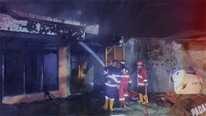 Rumah dan Warung Terbakar di Lubuk Buaya, Kerugian Capai Rp400 Juta