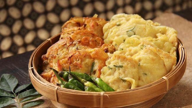 Gorengan bisa dipastikan jadi menu buka puasa banyak orang. Apa boleh? Boleh saja, asal perhatikan saran dokter berikut ini.