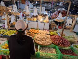 Harga Pangan Akhir Pekan, Bawang dan Minyak Goreng Naik, Cabai dan Daging Sapi Turun