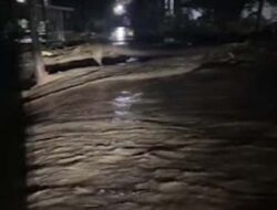 Hujan Deras Picu Banjir di Koto Sani Solok, 21 Rumah Warga Terendam