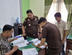 Kejari Pessel Geledah Kantor Inspektorat Terkait Dugaan Korupsi Dana Nagari Pancuang Taba