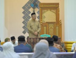 Safari Ramadan di Padang Pariaman, Sekda Sumbar Ajak Masyarakat Kawal Pemulihan Pascabencana