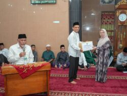 Gubernur Mahyeldi Safari Ramadan di Sawahlunto, Salurkan Ratusan Juta Bantuan untuk Masjid Agung Nurul Islam