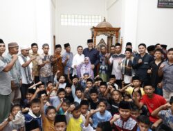 Safari Ramadan di Solok Selatan, Gubernur Mahyeldi Ajak Masyarakat Makmurkan Masjid