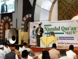 Peringati Nuzulul Qur’an di Masjid Raya Sumbar, Gubernur Mahyeldi Ajak Masyarakat Membumikan Nilai Al-Qur’an