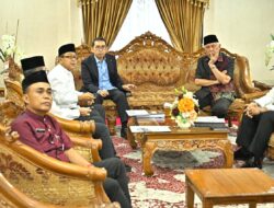 Gubernur Mahyeldi Serahkan Proposal Pembangunan Pusat Kebudayaan Sumbar Rp382,65 Miliar kepada Menteri Kebudayaan