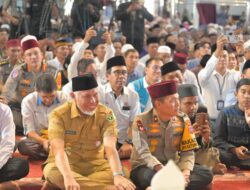 Gubernur Mahyeldi Lantik Komisioner KPID Sumbar Periode 2026–2029