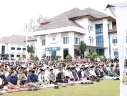 Pemko Pariaman Gelar Salat Idul Fitri 1447 H di Halaman Balaikota, Yota Balad Ajak Warga Kota Pererat Silaturrahmi
