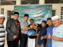 Wawako Payakumbuh Beri Apresiasi Gerakan Berbagi Sembako Masjid Baiturrahmah