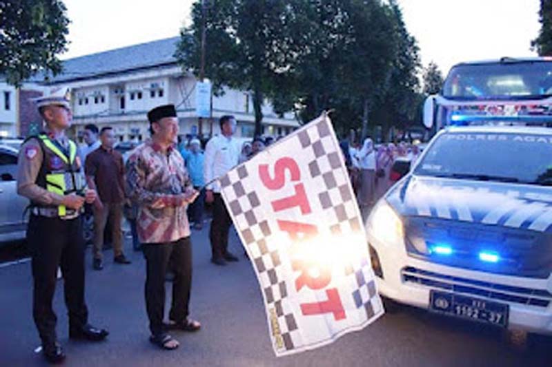 64 CJH Agam Dilepas Penuh Haru
