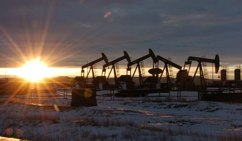 Kementerian ESDM menetapkan harga rata-rata Minyak Mentah Indonesia atau ICP pada bulan Maret 2026 sebesar 102,26 dolar AS per barel.