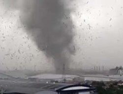 Cuaca Ekstrem Rusak 27 Rumah di Bekasi