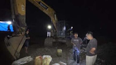 Polisi tertibkan tambang emas ilegal di Pasaman.
