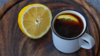 Apakah diet kopi campur lemon aman? Ternyata, kopi campur lemon belum terbukti secara sains dapat menurunkan berat badan.