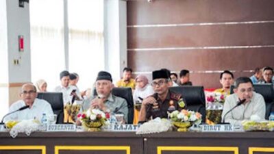 Kejaksaan Tinggi Sumatera Barat menggelar Rapat.