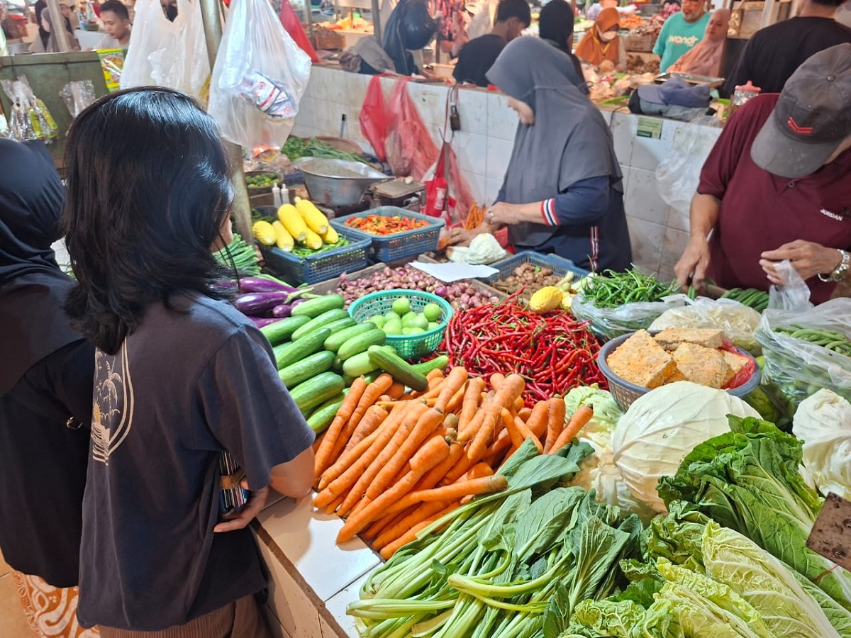 Harga pangan menunjukkan tren penurunan pada hari ini.