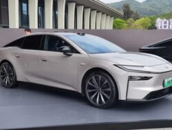 Toyota Luncurkan bZ7, Mobil Listrik Baru dengan Jarak Tempuh Hingga 710 km di China