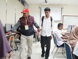 Empat Peserta Disabilitas Netra Ikuti UTBK SNBT 2026 di UNP dengan Penuh Semangat