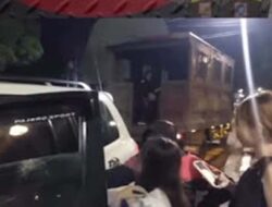 Satpol PP Padang Tertibkan Remaja yang Masih Berkeliaran Malam
