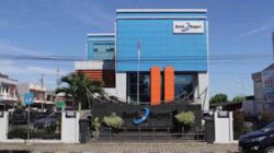 Kantor Pusat Bank Nagari Padang.